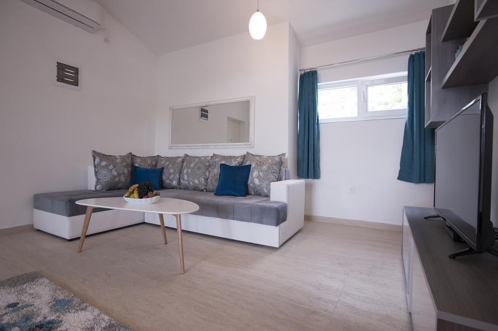 Apartments Kuljace Sveti Stefan Luaran gambar